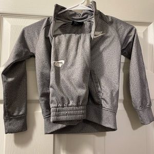 4T Nike boys jumpsuit. Jacket and pants.